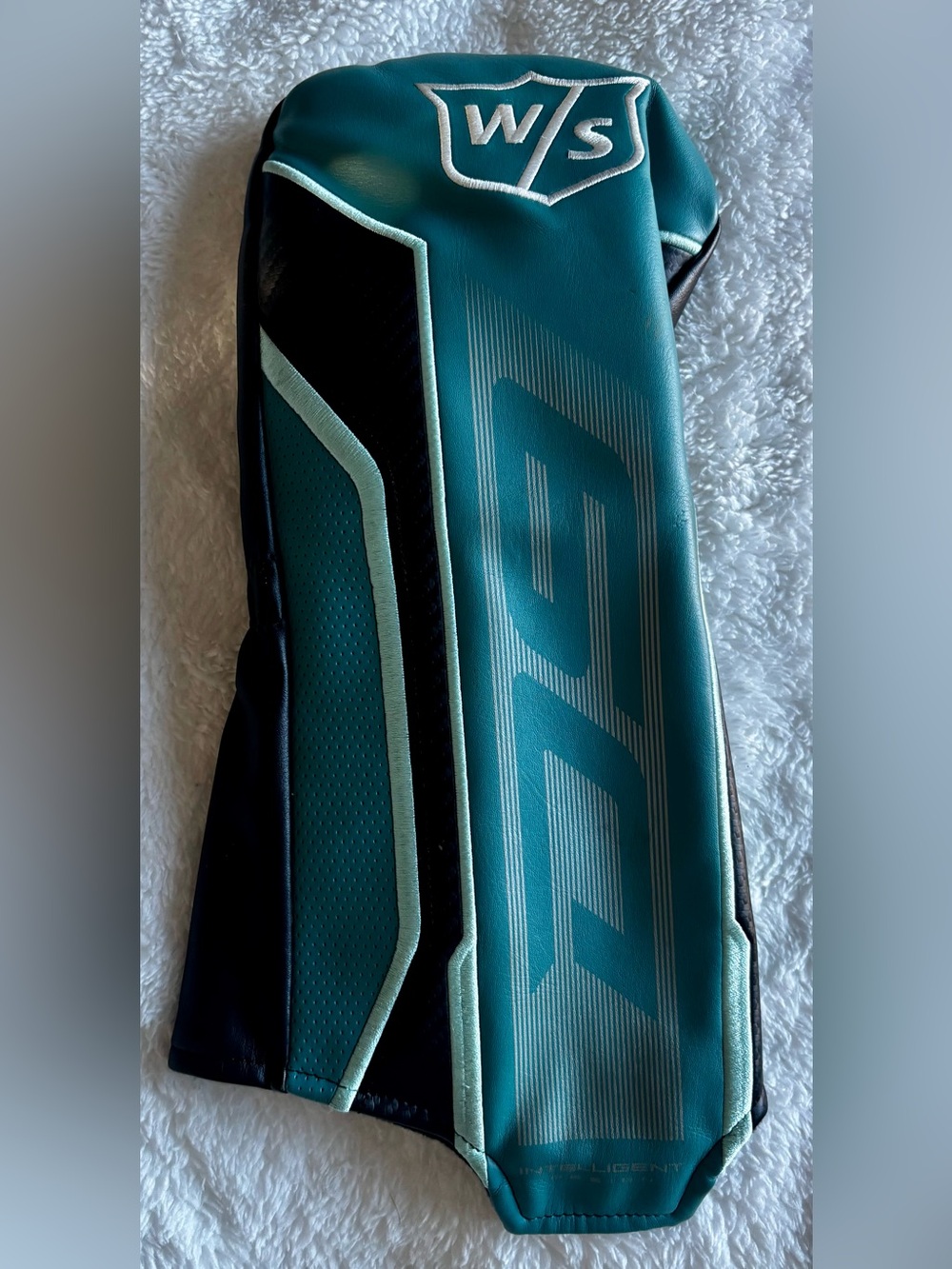 Wilson driver headcover